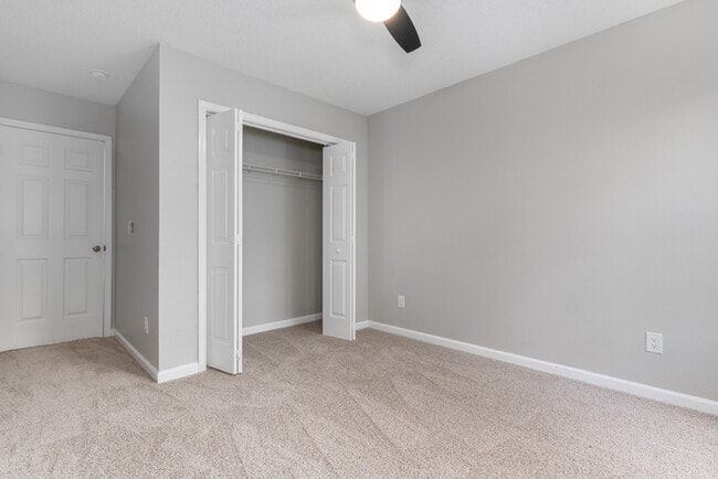 Building Photo - 1021 Aderley Oak Dr