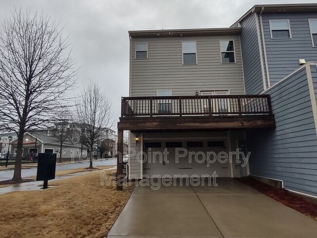 Building Photo - 4073 Zilker Park Dr