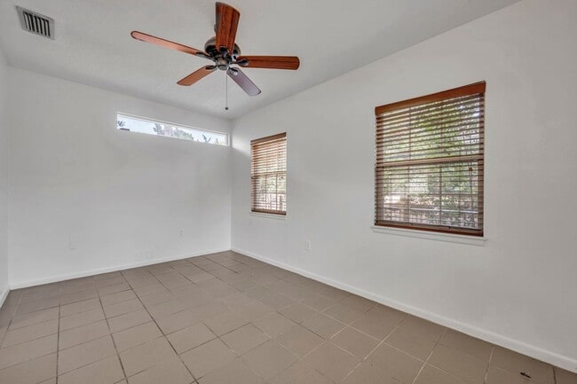 Building Photo - Winter Park Charmer