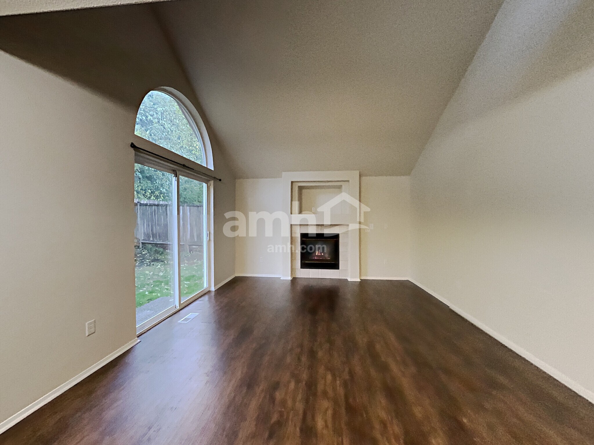 Building Photo - 21418 116th St E