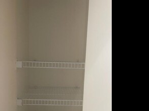 Building Photo - 1 bedroom in Chicago IL 60601