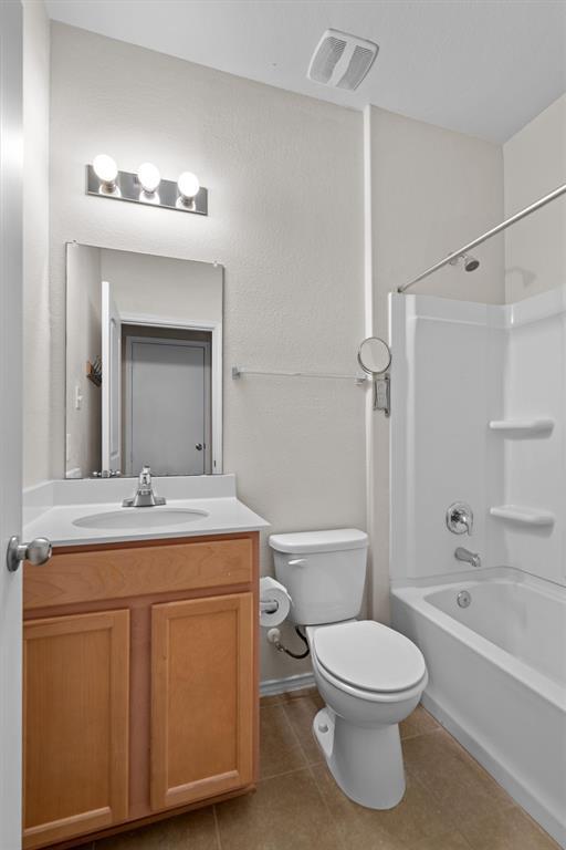 Building Photo - 133 Carlina Lp