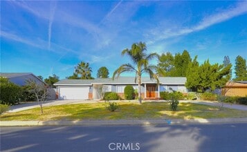 Building Photo - 17449 Donmetz St