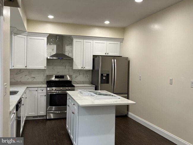 Building Photo - 7509 Cove Point Way