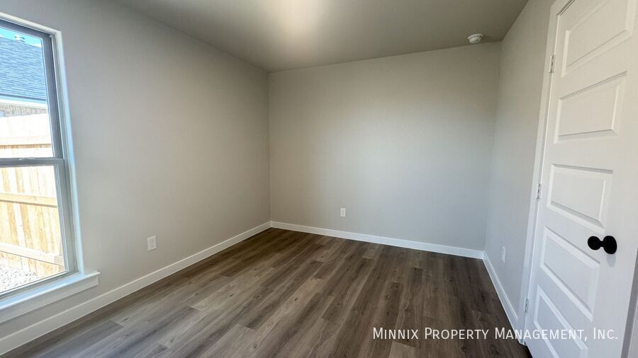 Building Photo - 3412 Tiffin Ave