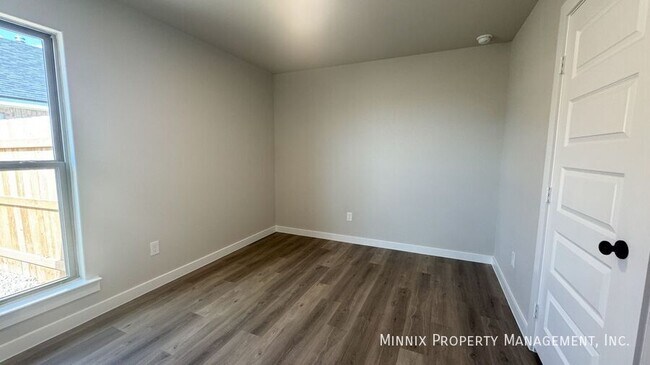 Building Photo - 3412 Tiffin Ave