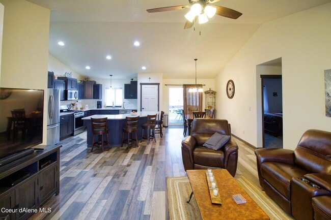 Building Photo - 4679 Gumwood Cir