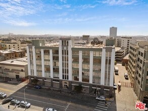 Building Photo - 420 San Pedro St