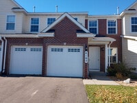 Building Photo - Beauting 2 Bed Town Home for Rent