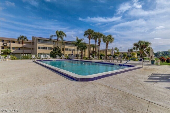 Building Photo - 55+ Charming first-floor condo nestled in the serene Fairways 3 Condominiums