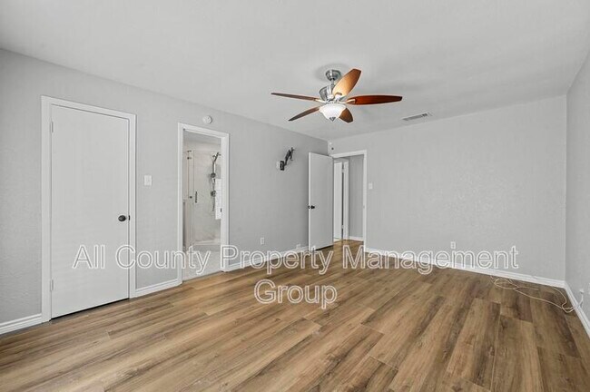 Building Photo - 3108 Shady Brook Dr