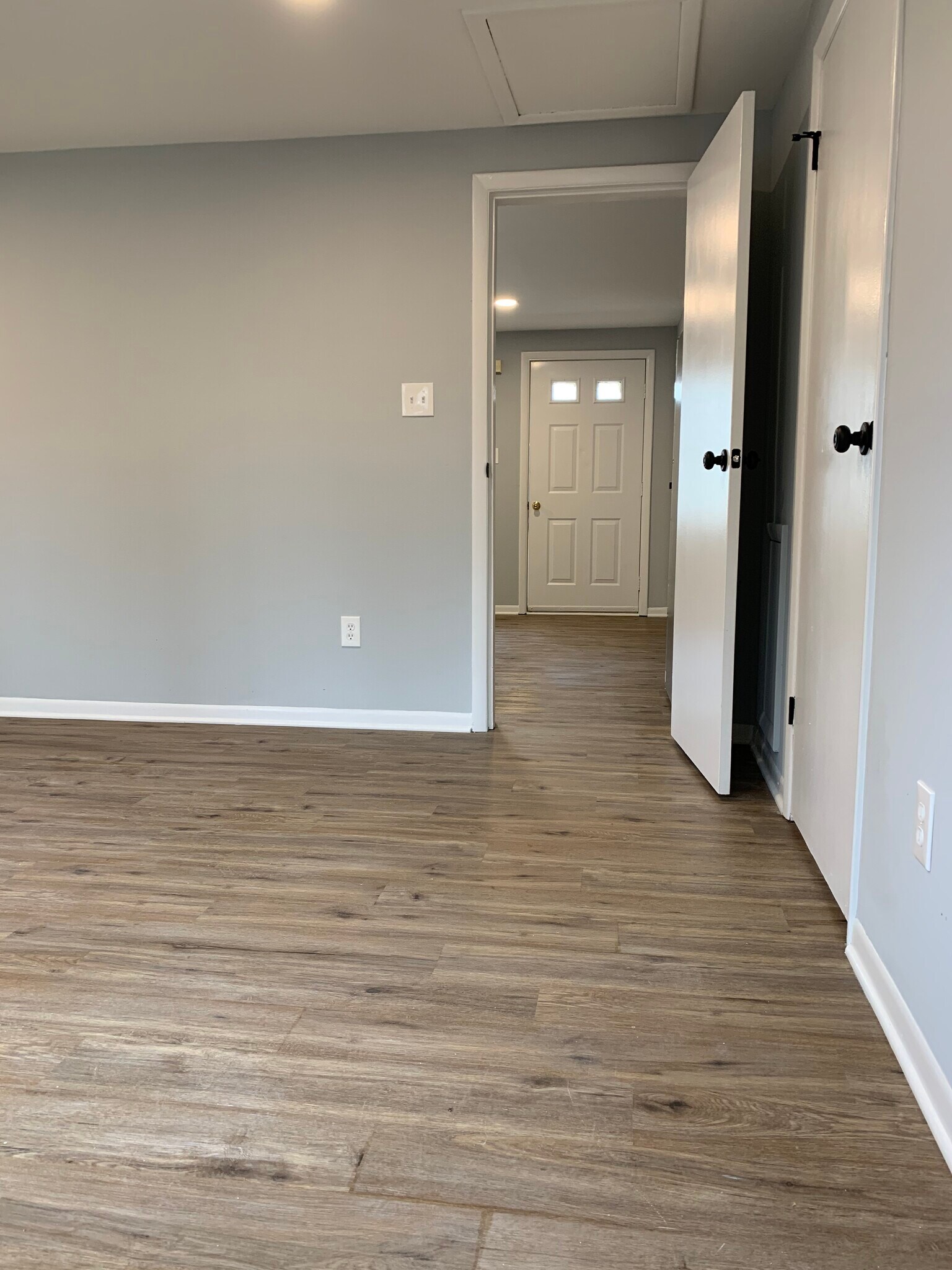 bedroom towards kitchen and front door - 343 Calvert St