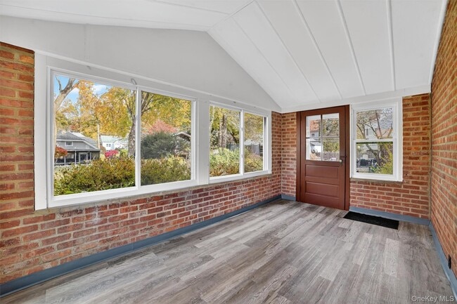 Building Photo - 64 Elmore Ave