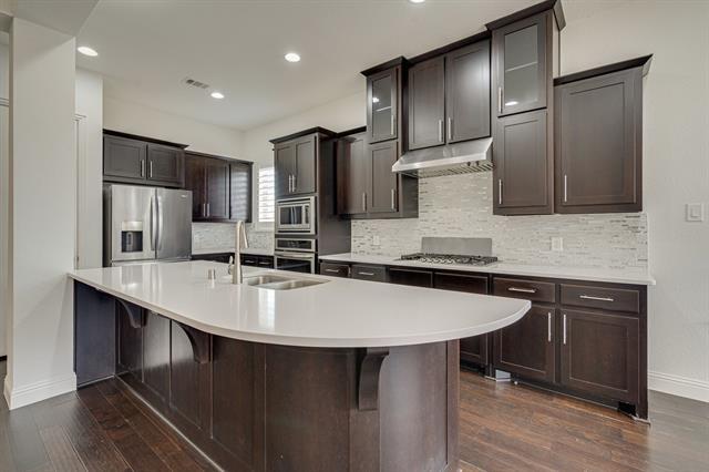 Building Photo - 9001 Violet Dr