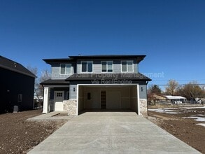 Building Photo - 265 W 690 N