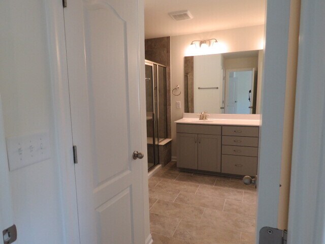 Building Photo - 114 White Crane Ct