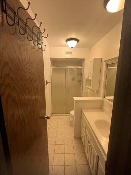 Building Photo - 1452 Carol Ct