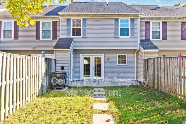 Building Photo - 6044 Sirenia Pl