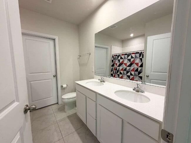 Building Photo - 12040 Grizzly Ln