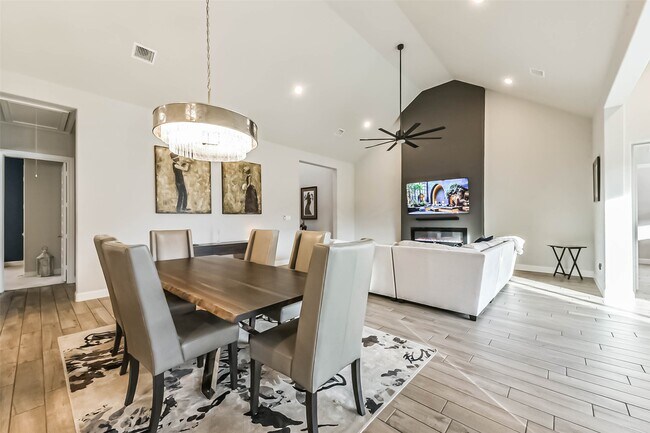 Building Photo - 11922 Parsifal Creek Rd