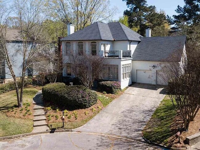 Building Photo - 105 Broadfoot Cir