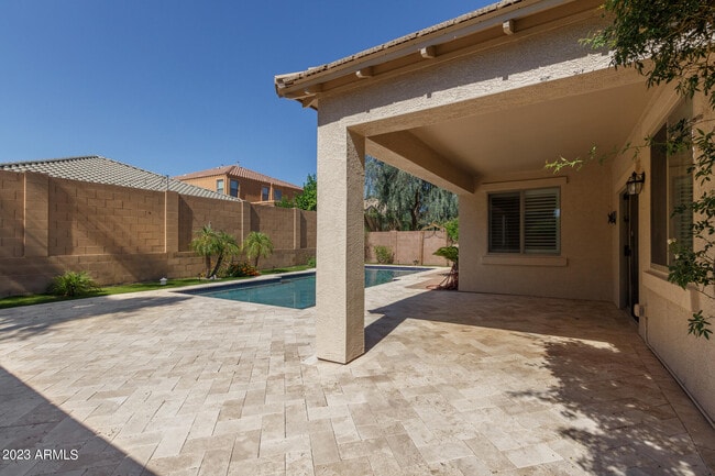 Building Photo - 4010 E Expedition Way
