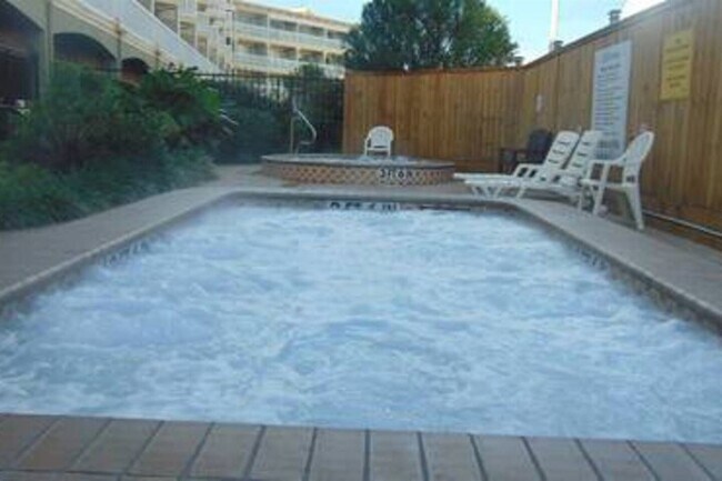 Building Photo - 6300 Seawall Blvd