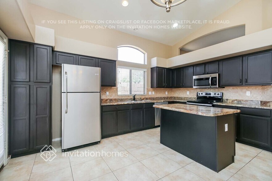 Building Photo - 7244 E Kramer St