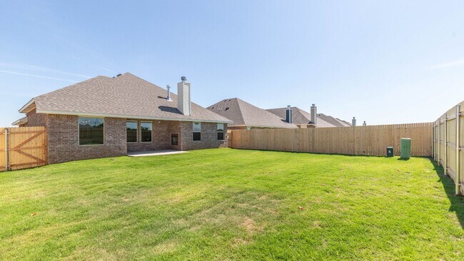 Building Photo - 8309 Rainier St