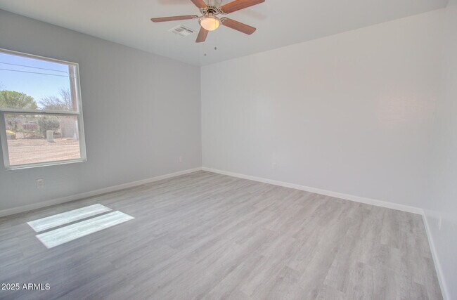 Building Photo - 3345 W Tollan Dr
