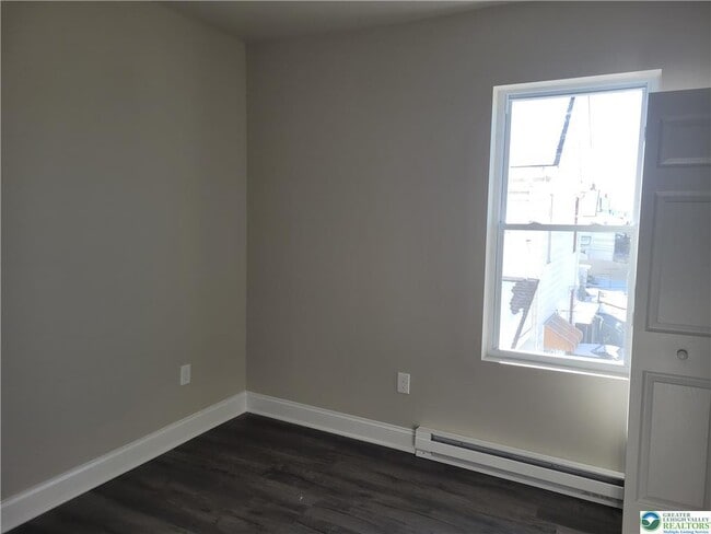 Building Photo - 2006 Washington Ave