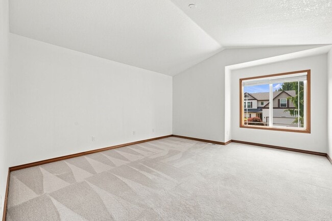 Building Photo - 3203 NE 171st Ave
