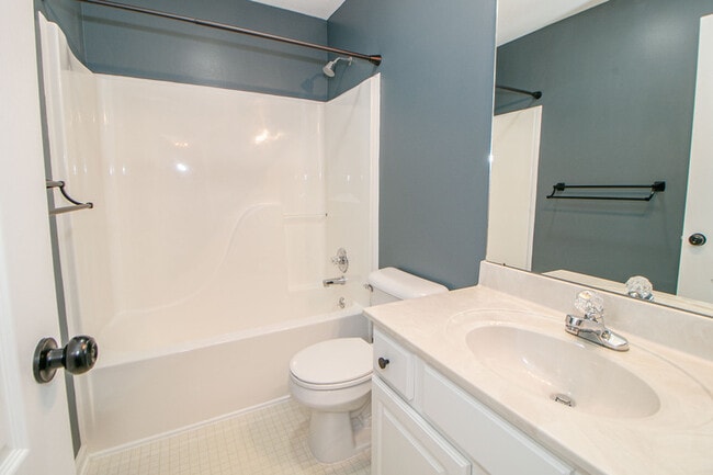 Building Photo - 2575 Village Ct