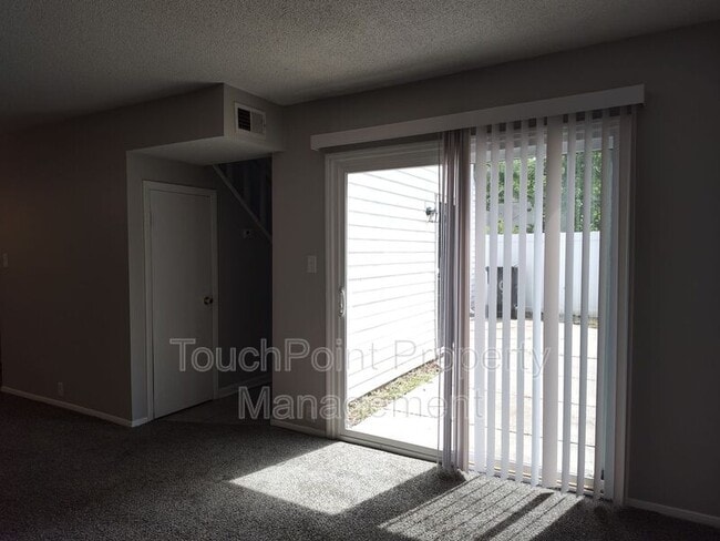 Building Photo - 7001 Stonington Ln