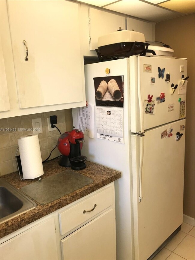 Building Photo - 210 172nd St