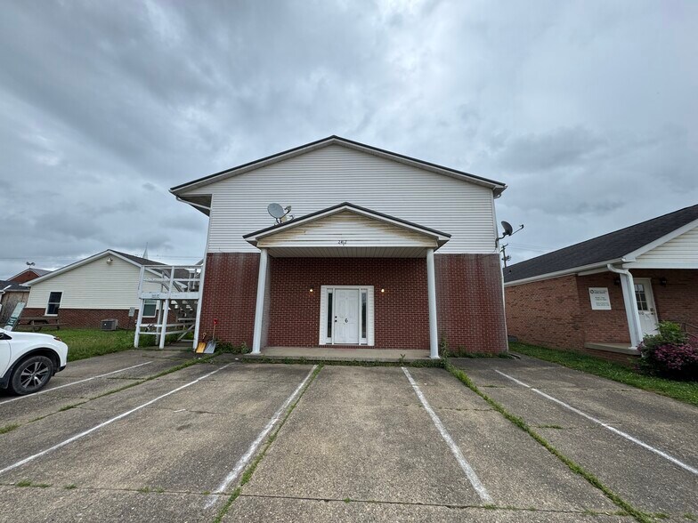 Building Photo - 2412 Jefferson Ave