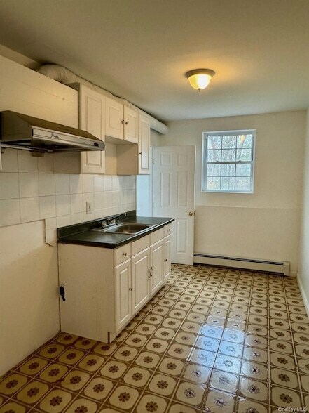 Building Photo - 18 Penny Ln