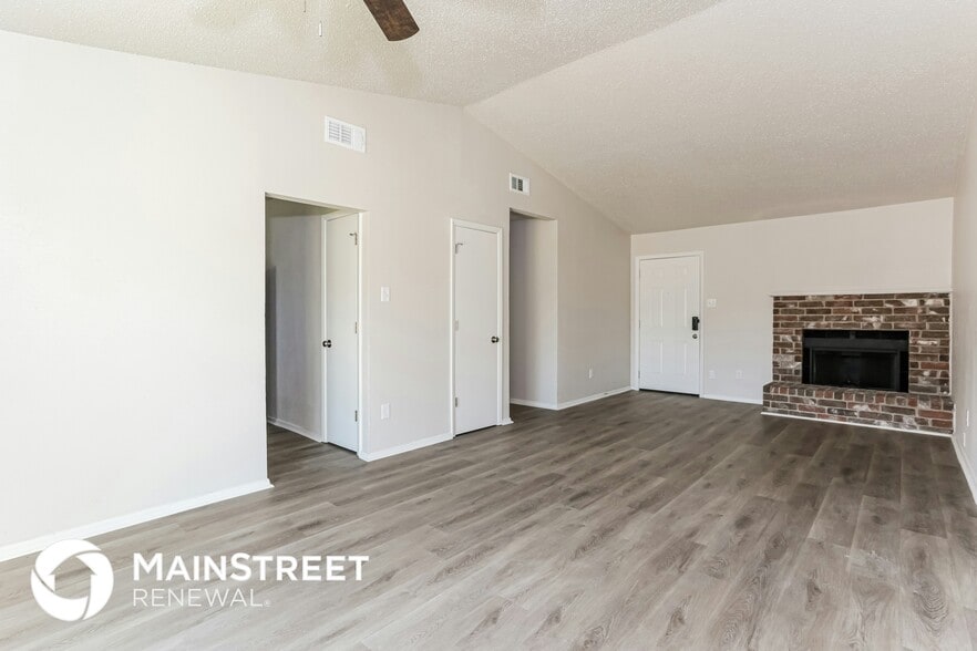 Building Photo - 250 Prairie Grove Dr