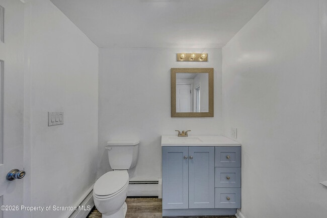 Building Photo - 301 Seymour Ave