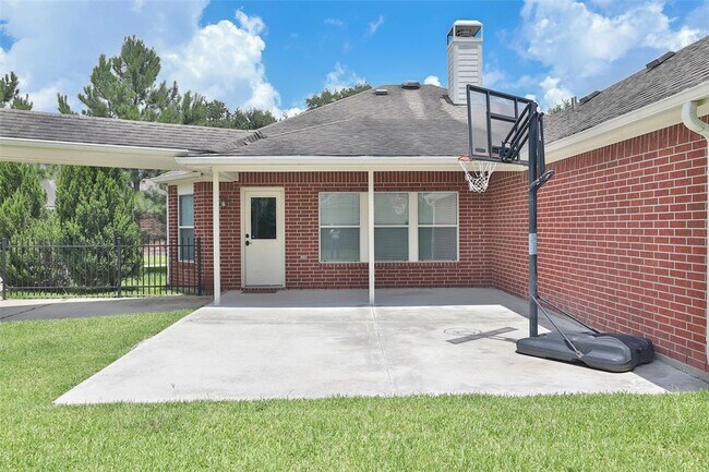 Building Photo - 26738 Abbey Springs Ln