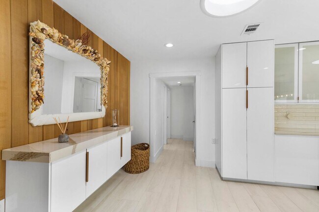 Building Photo - 5516 Colbright Rd