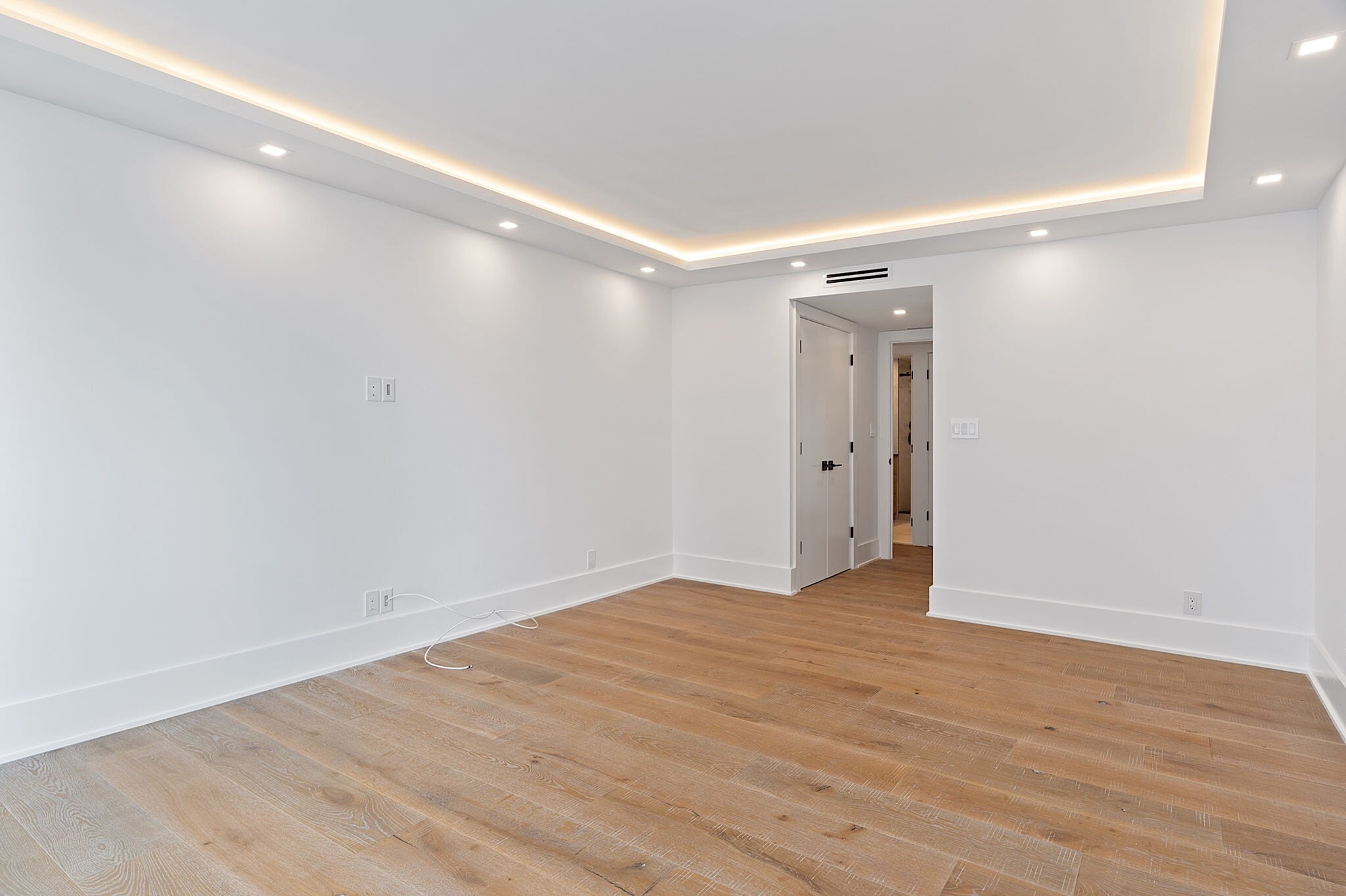 All Recessed Lighting in Guest Bedroom - 4020 Galt Ocean Dr