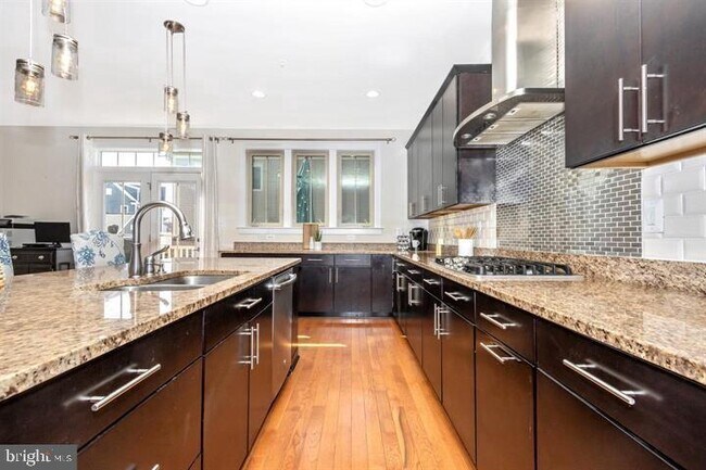 Building Photo - 9112 Kenway Ln