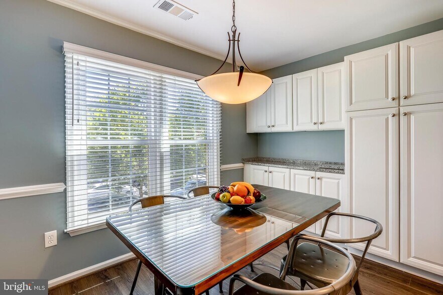 Building Photo - 5717 Balsam Grove Ct