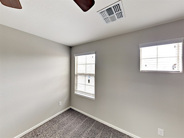 Building Photo - 20735 W Point Ridge Rd