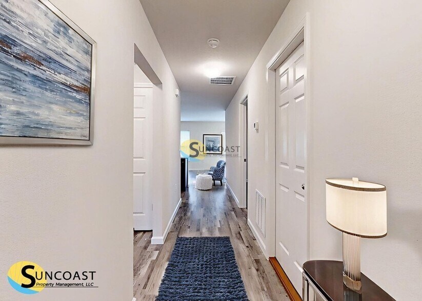 Primary Photo - 6432 Sweetbay Ln