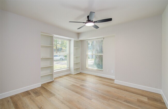 Building Photo - 7026 Hidden Arbor Ln