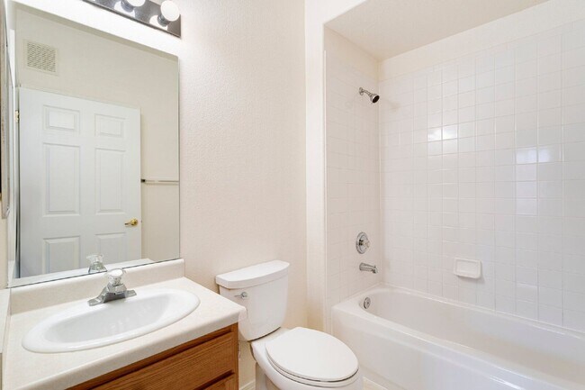 Building Photo - 3625 Strawberry Field Grove