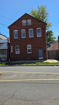 Building Photo - 62 Georges Rd