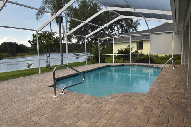 Building Photo - 816 Sandringham Ln